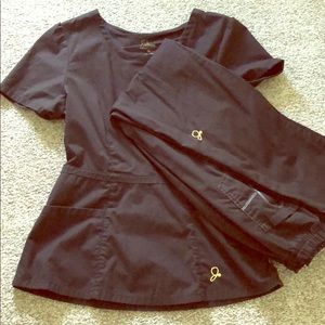 Jaanu black scrub set